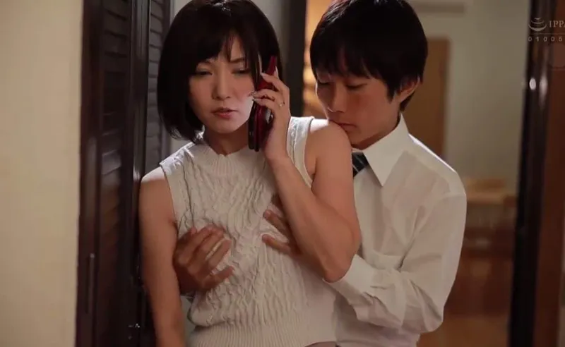 ông xã đi đánh golf, bà xã ở nhà dẫn trai trẻ về xxx cho sướng